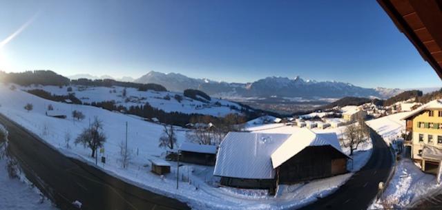 Studio Der Alpen ทูน ภายนอก รูปภาพ